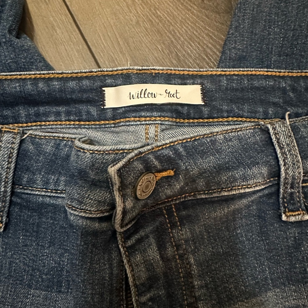 Willow and root the mom fit jeans - distressed
